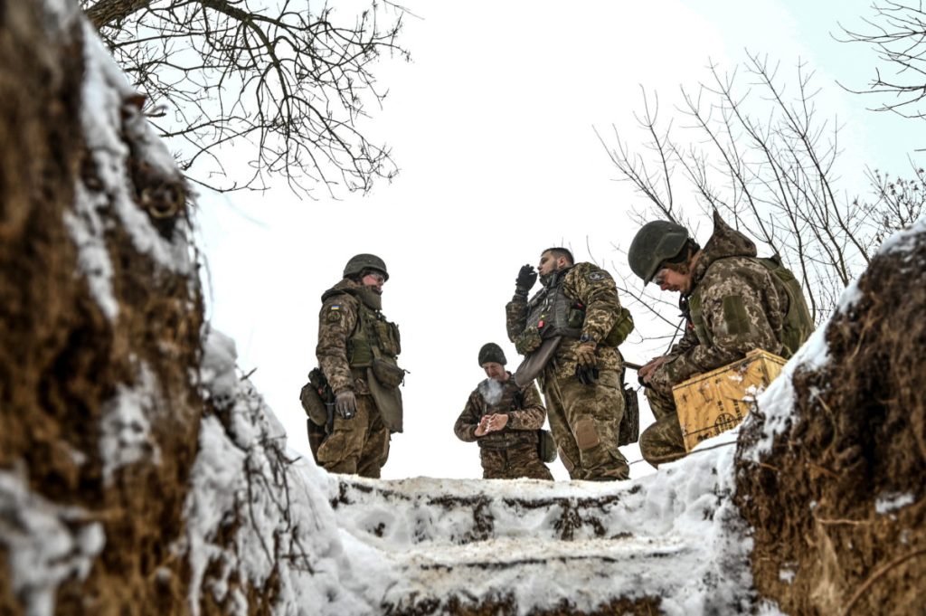 Ο αρχηγός των ουκρανικών δυνάμεων το παραδέχτηκε: «Δύσκολη η κατάσταση στο μέτωπο – Μας απειλούν οι ρωσικές προωθήσεις»