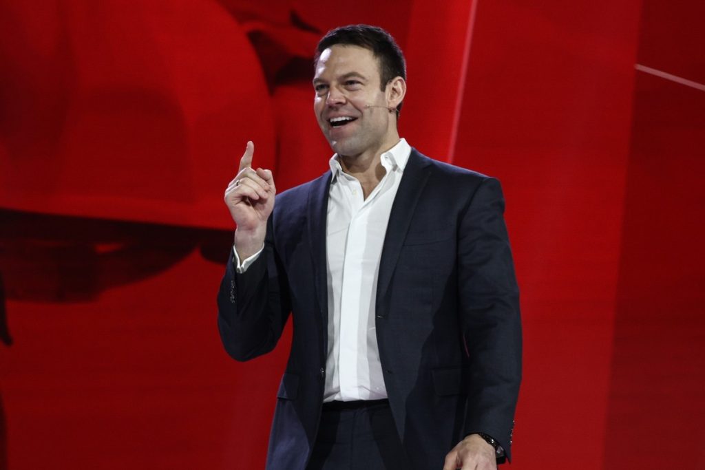 Οι τελευταίες προετοιμασίες του Σ.Κασσελάκη πριν παρουσιαστεί στον Στρατό (βίντεο)