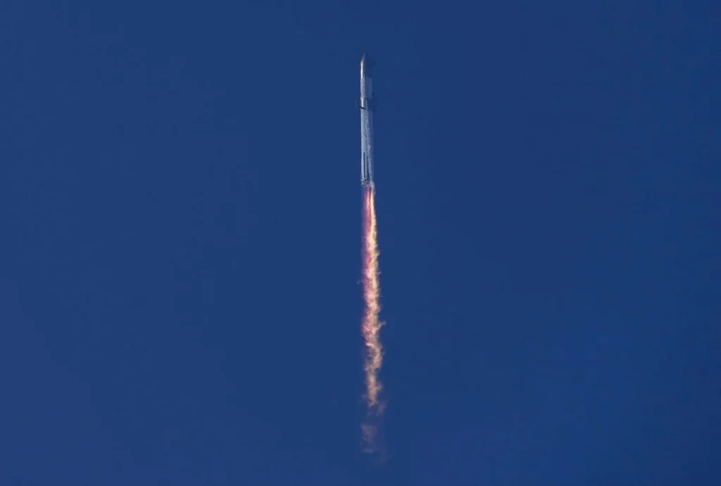 SpaceX: To Starship χάθηκε φλεγόμενο στην προσπάθεια εσόδου στην γη – Ο Ε.Μασκ παραμένει αισιόδοξος όμως (βίντεο)