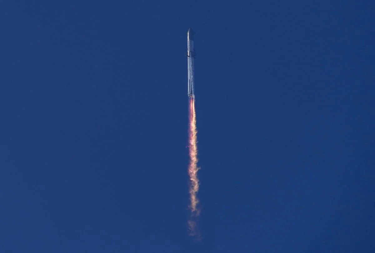 SpaceX: To Starship χάθηκε φλεγόμενο στην προσπάθεια εσόδου στην γη – Ο Ε.Μασκ παραμένει αισιόδοξος όμως (βίντεο)