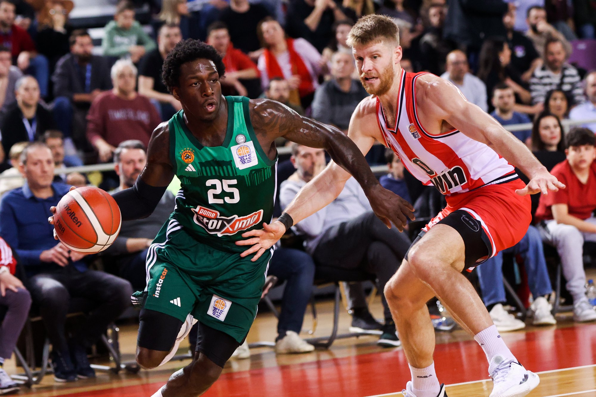 Euroleague: Το ντέρμπι Ολυμπιακός – Παναθηναϊκός έληξε 71-65