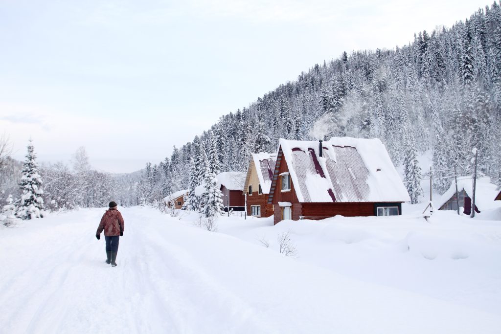 Βίντεο: Ρώσοι στην Σιβηρία πάνε να ασκήσουν το εκλογικό τους δικαίωμα παρά το απίστευτο πολικό ψύχος