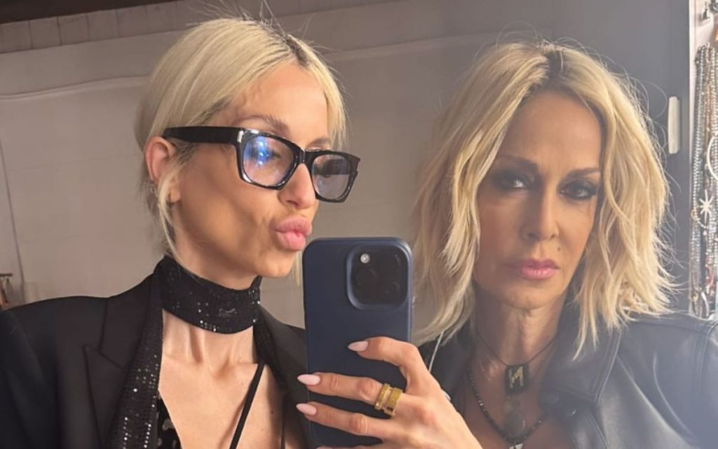 Σ.Καρβέλα για την αποτοξίνωση της: «Νιώθω ευγνωμοσύνη που παρέμεινα ζωντανή» 