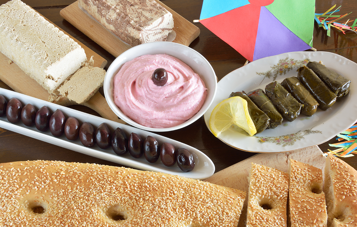 Καθαρά Δευτέρα: Δείτε πόσες θερμίδες έχει το Σαρακοστιανό τραπέζι