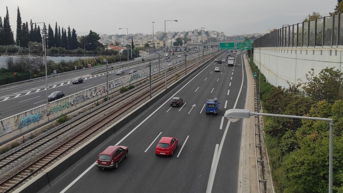 Αυτοί είναι οι 20 νομοί της Ελλάδας με τα περισσότερα αυτοκίνητα σε κυκλοφορία