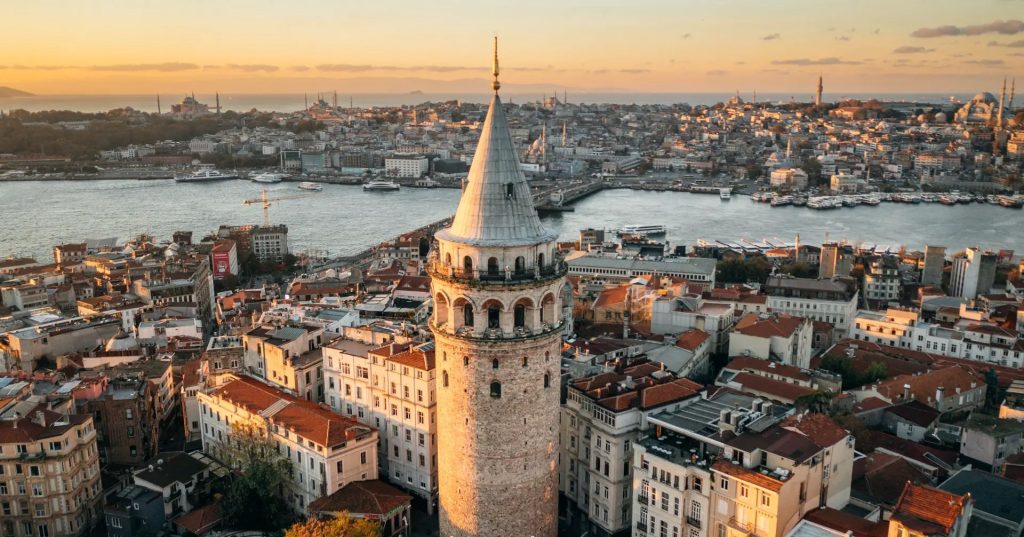 Σεισμολόγος στην Τουρκία: «Μέχρι και 7,6 Ρίχτερ ο σεισμός που θα γίνει στην Κωνσταντινούπολη – Πρέπει να προετοιμαστεί η πόλη»