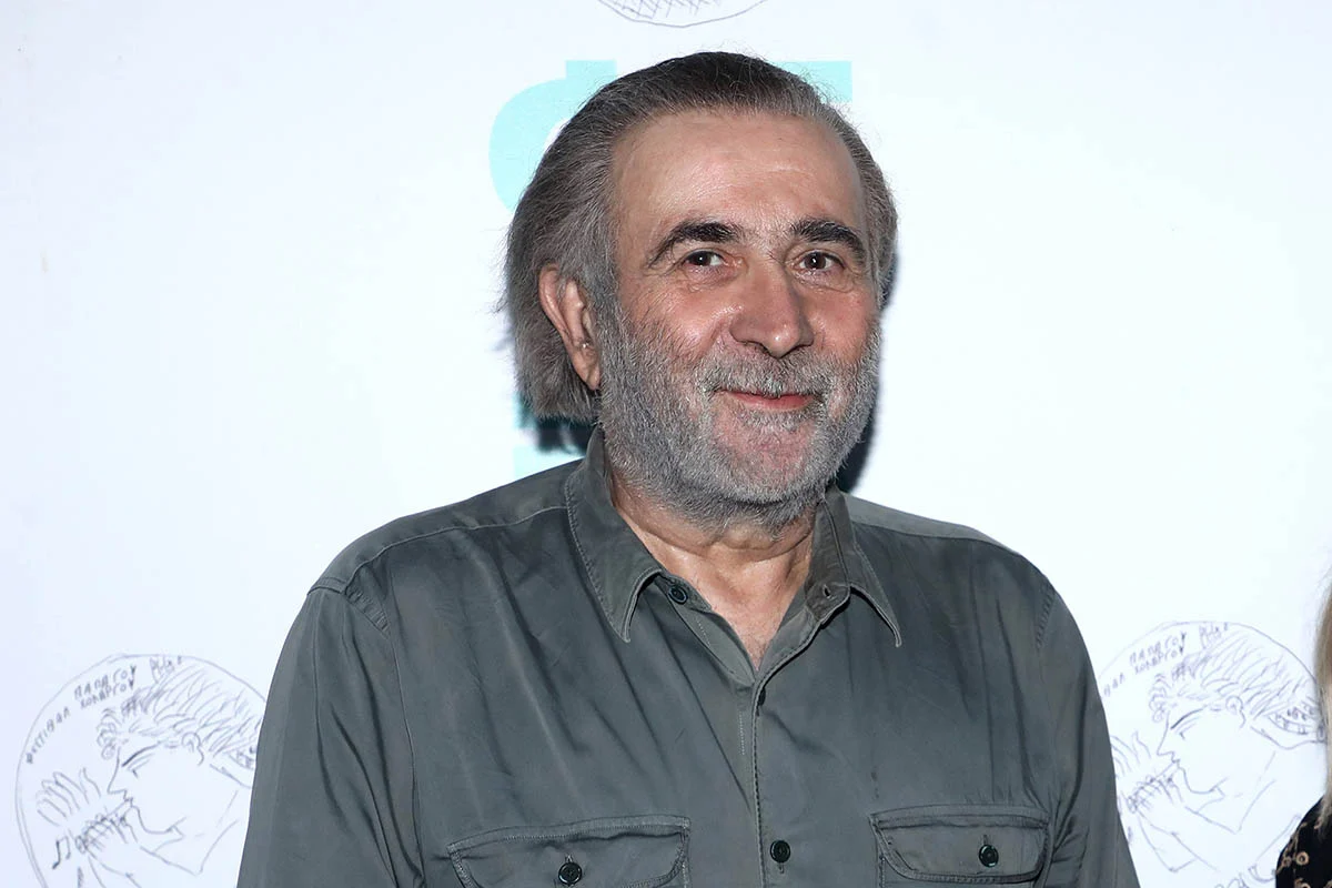 Λ.Λαζόπουλος για Κολωνό: «Μήπως ήρθε η ώρα να βγει η λίστα με τους 200 ερωτευμένους με το κοριτσάκι;»