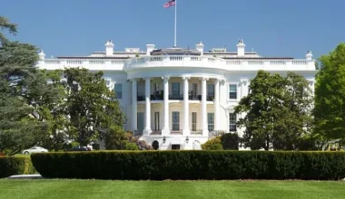 Ο Λευκός Οίκος ανακοίνωσε τριμερή σύνοδο κορυφής ΗΠΑ-Ιαπωνίας-Φιλιππίνων