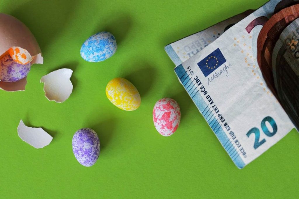 Δείτε μέχρι πότε πρέπει να καταβληθεί το Δώρο Πάσχα – Τι ποσό θα λάβουν οι εργαζόμενοι