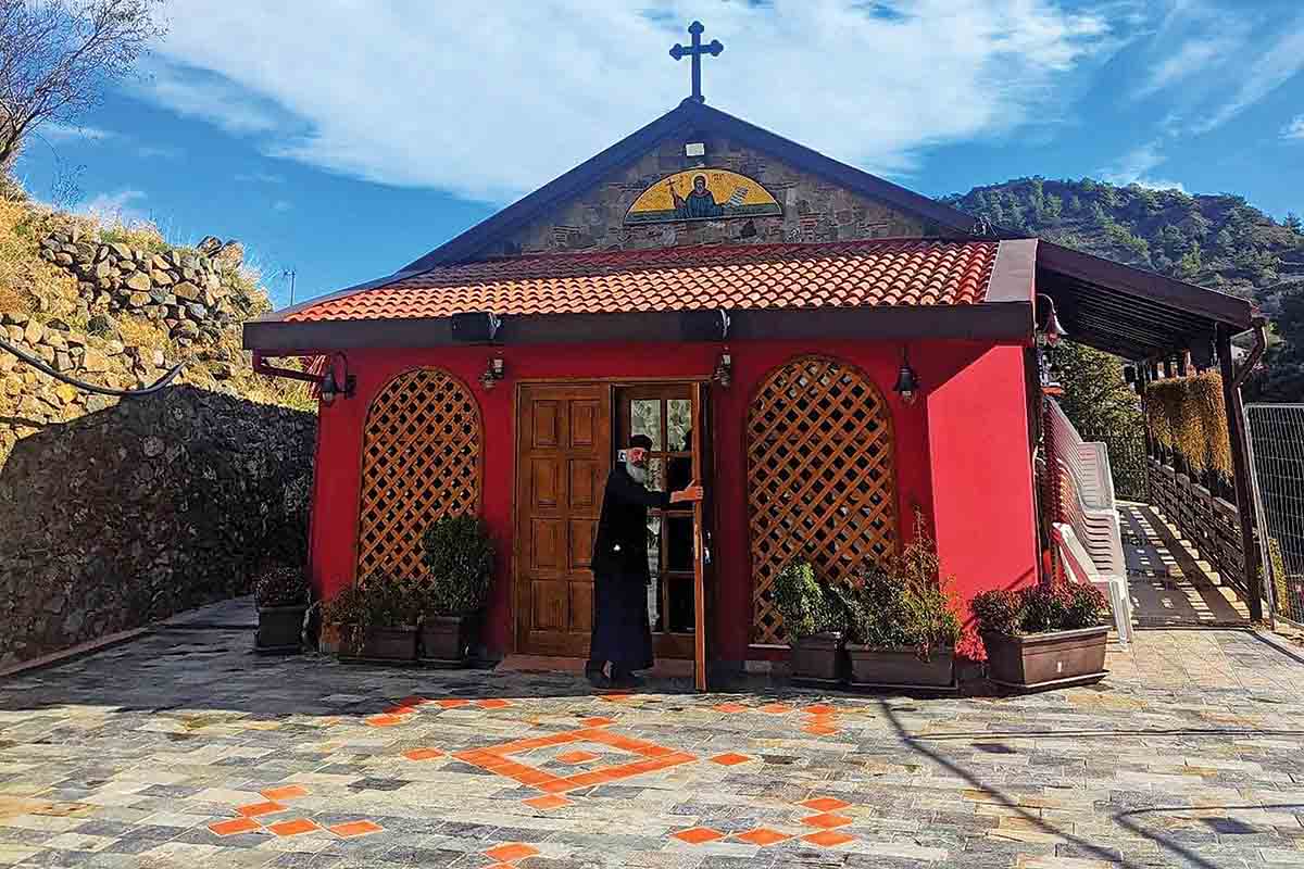 Κύπρος: Συνεχίζονται οι καταγγελίες για τη Μονή Αββακούμ – Για σεξουαλική παρενόχληση κατηγορείται ο ηγούμενος από πρώην εργαζόμενο