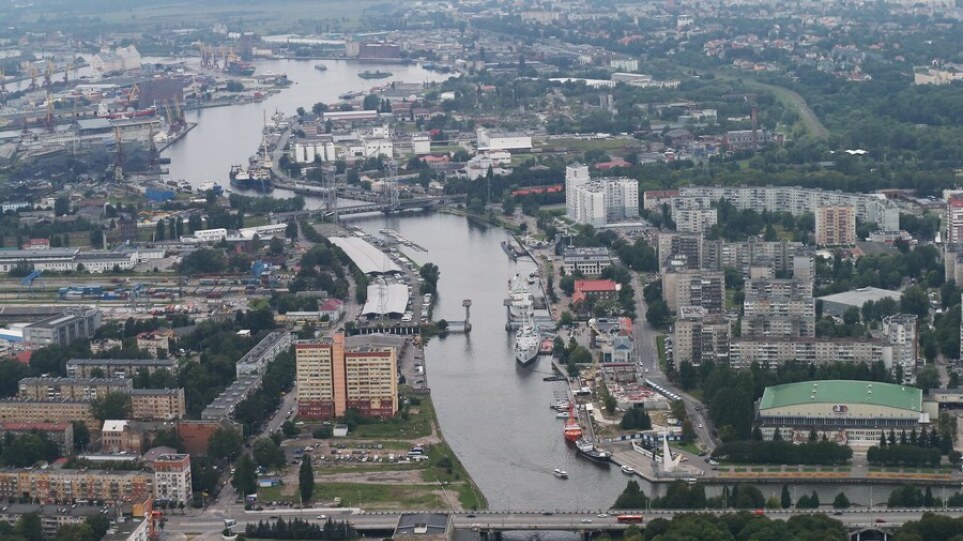 Ρωσία: Αλιευτικό σκάφος τυλίχθηκε στις φλόγες Καλίνινγκραντ – 1 νεκρός και 4 τραυματίες