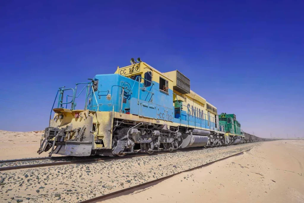 Μαυριτανία: Αυτό είναι το πιο επικίνδυνο τρένο στον κόσμο (φωτο)