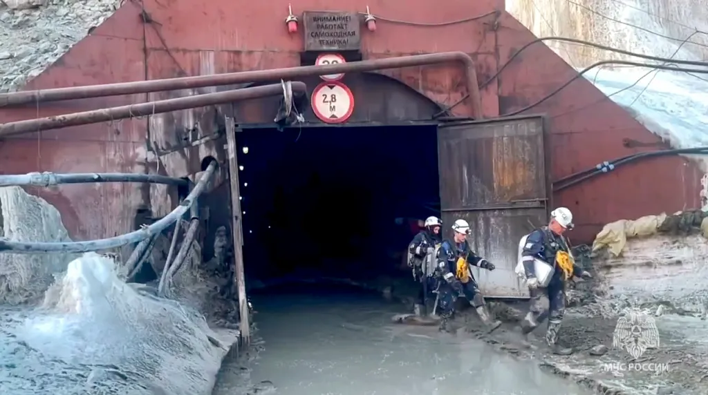 Ρωσία: Κατέρρευσε χρυσωρυχείο – Εγκλωβίστηκαν 13 εργάτες στους -20 βαθμούς Κελσίου
