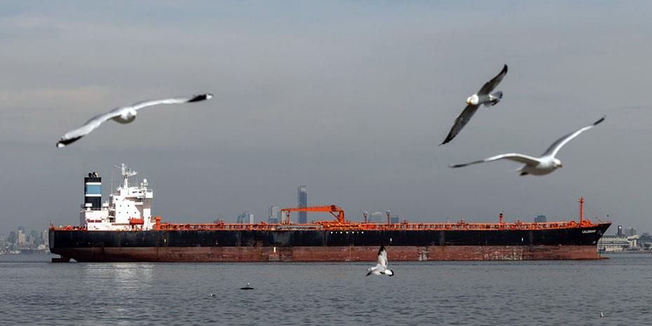 Στα «ύψη» η ζήτηση για καύσιμα λόγω παράκαμψης της Ερυθράς Θάλασσας – Οι προβλέψεις