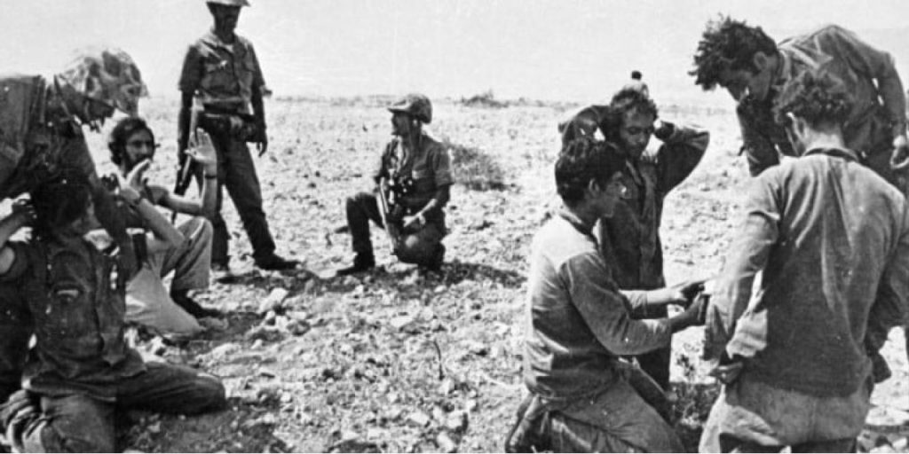 Μητέρα αγνοούμενου στρατιώτη στην Κύπρο περίμενε ένα τηλεφώνημα για 50 χρόνια – Τελικά έγινε μετά το θάνατό της