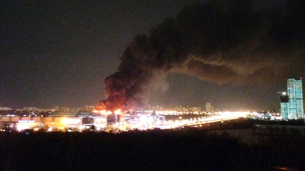 Η πρώτη αντίδραση του Λευκού Οίκου για την τρομοκρατική επίθεση στη Μόσχα – «Φρικτές εικόνες»