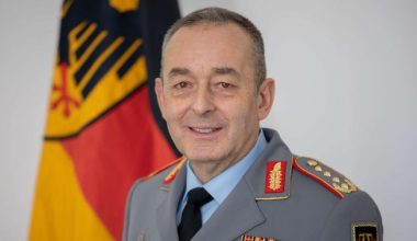Ο αρχηγός των γερμανικών ενόπλων δυνάμεων θέλει να δημιουργηθεί αντιπυραυλική ασπίδα