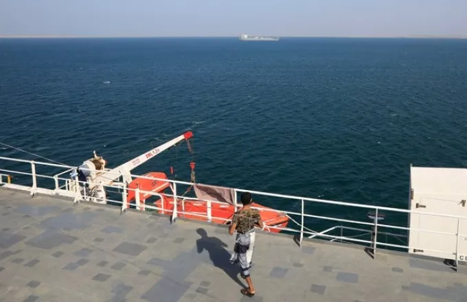 Αεροσκάφος των ΗΠΑ κατέστρεψε drone και βαλλιστικούς πυραύλους των Χούθι της Υεμένης