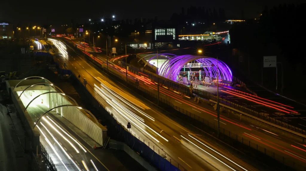 Σήραγγα Ευρασία: Το τούνελ που ενώνει Ευρώπη με Ασία (βίντεο)