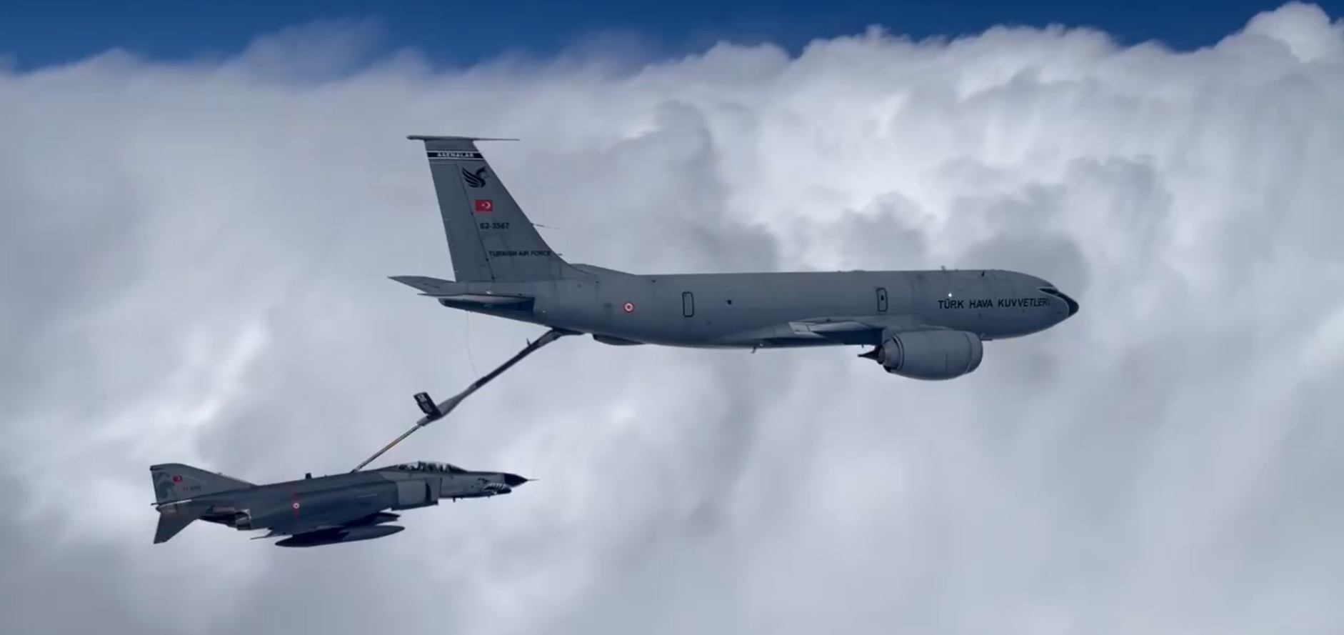 Η τουρκική Αεροπορία πραγματοποίησε εκπαιδευτικές πτήσεις στη Μεσόγειο (βίντεο)