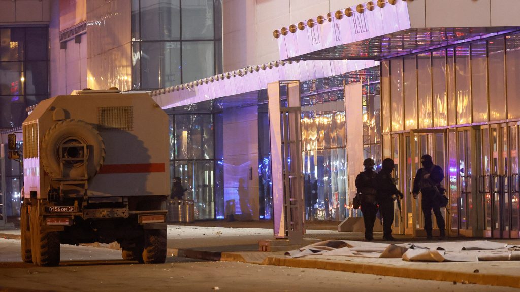 Τρομοκρατική επίθεση στη Μόσχα: Αυξάνεται ο απολογισμός – Στους 137 οι νεκροί
