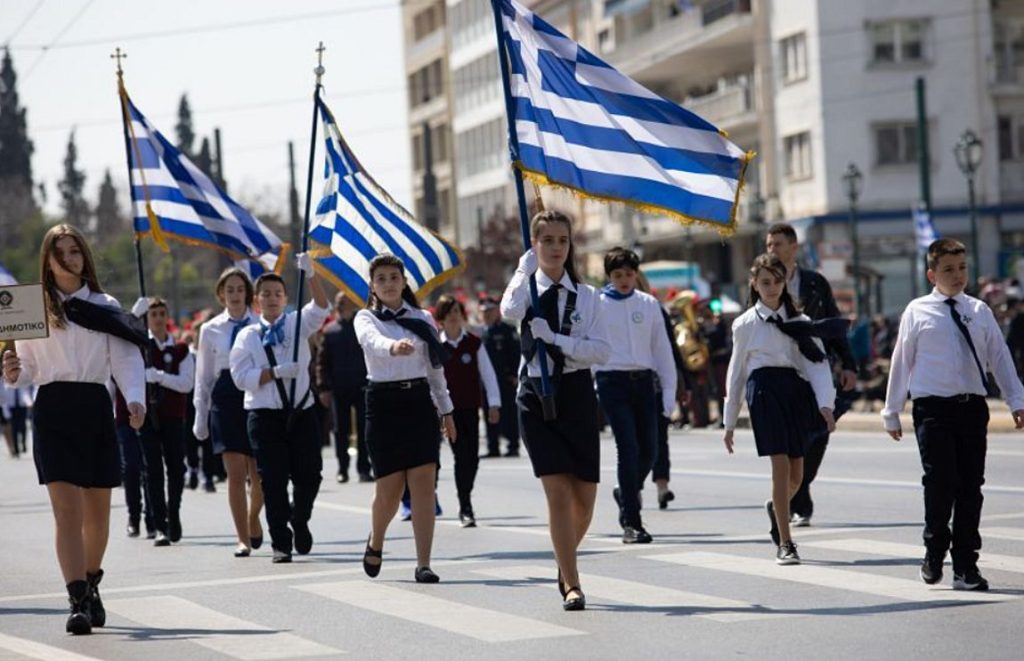 Μαθητική παρέλαση – Κ.Πιερρακάκης: «Με πίστη και σθένος μπορούμε να πετύχουμε πολλά»