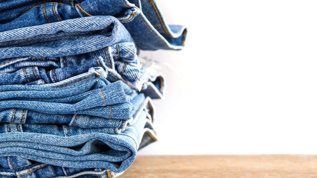 Κάθε πότε πρέπει να πλένεις το τζιν σου; – Αρκεί να το βάζεις στην… κατάψυξη;