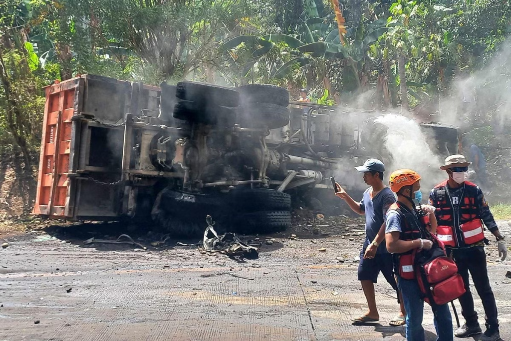 Τροχαίο δυστύχημα στις Φιλιππίνες: Φορτηγό συγκρούστηκε με βαν – Τουλάχιστον 17 νεκροί