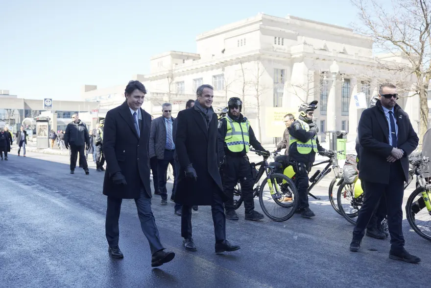 Την μεγάλη παρέλαση στο Μόντρεαλ για την 25η Μαρτίου παρακολούθησαν Κ.Μητσοτάκης και Τ.Τριντό