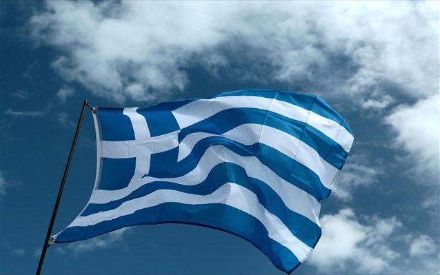 Γιατί η ελληνική σημαία έχει εννέα γραμμές και ποιος είναι ο συμβολισμός των χρωμάτων της;
