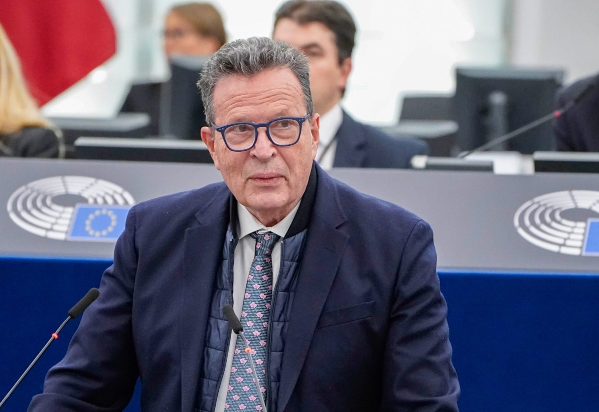 Γ.Κύρτσος: «Στην Ελλάδα ο πρωθυπουργός θα παραιτηθεί μόνο αν δεν έχει κάτι άλλο να πάρει»