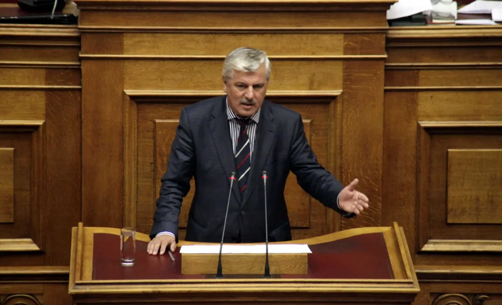 Αμετανόητος ο M.Ταμήλος μετά τις απαράδεκτες δηλώσεις του για τη σφαγή στα Τέμπη – Ούτε συγγνώμη δεν ζητάει παρά τις διευκρινίσεις