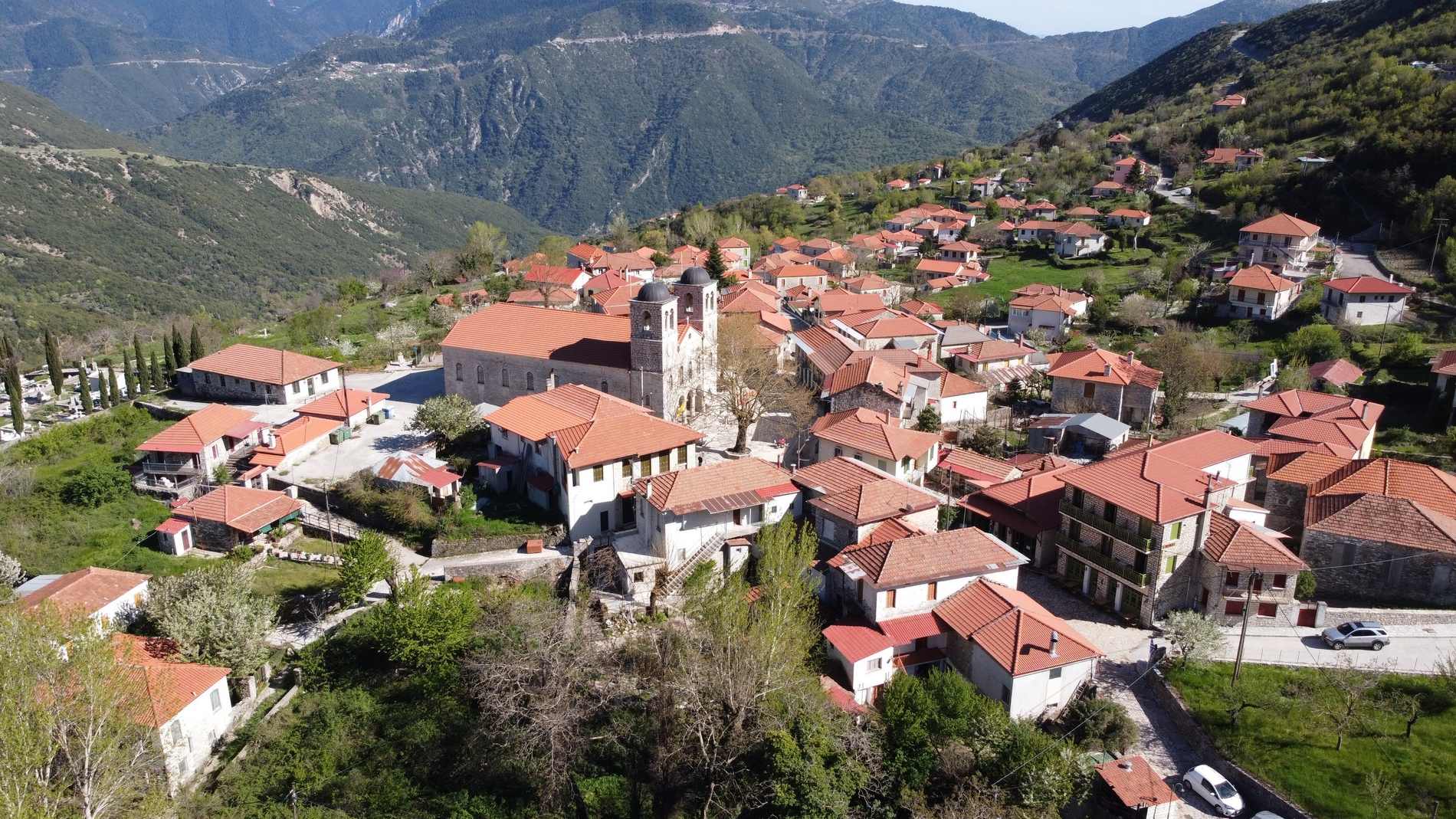 Πλάτανος: Το χωριό που θα σας μαγέψει στην ορεινή Ναυπακτία