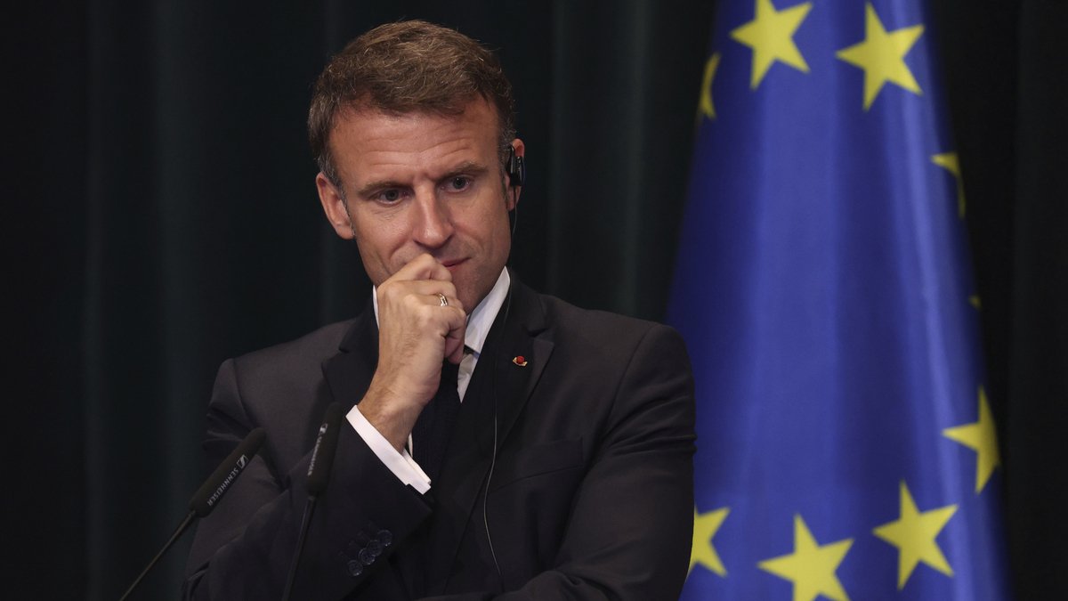 Ξέφυγε το δημόσιο χρέος στην Γαλλία: «Θα χρειαστούν περικοπές δαπανών»
