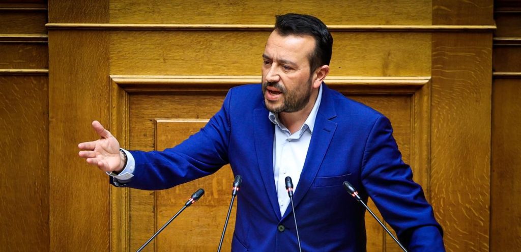 Προσπαθεί να το «σώσει» ο Ν.Παππάς: «Δεν υπήρξε προσυνεννόηση για την πρόταση δυσπιστίας»