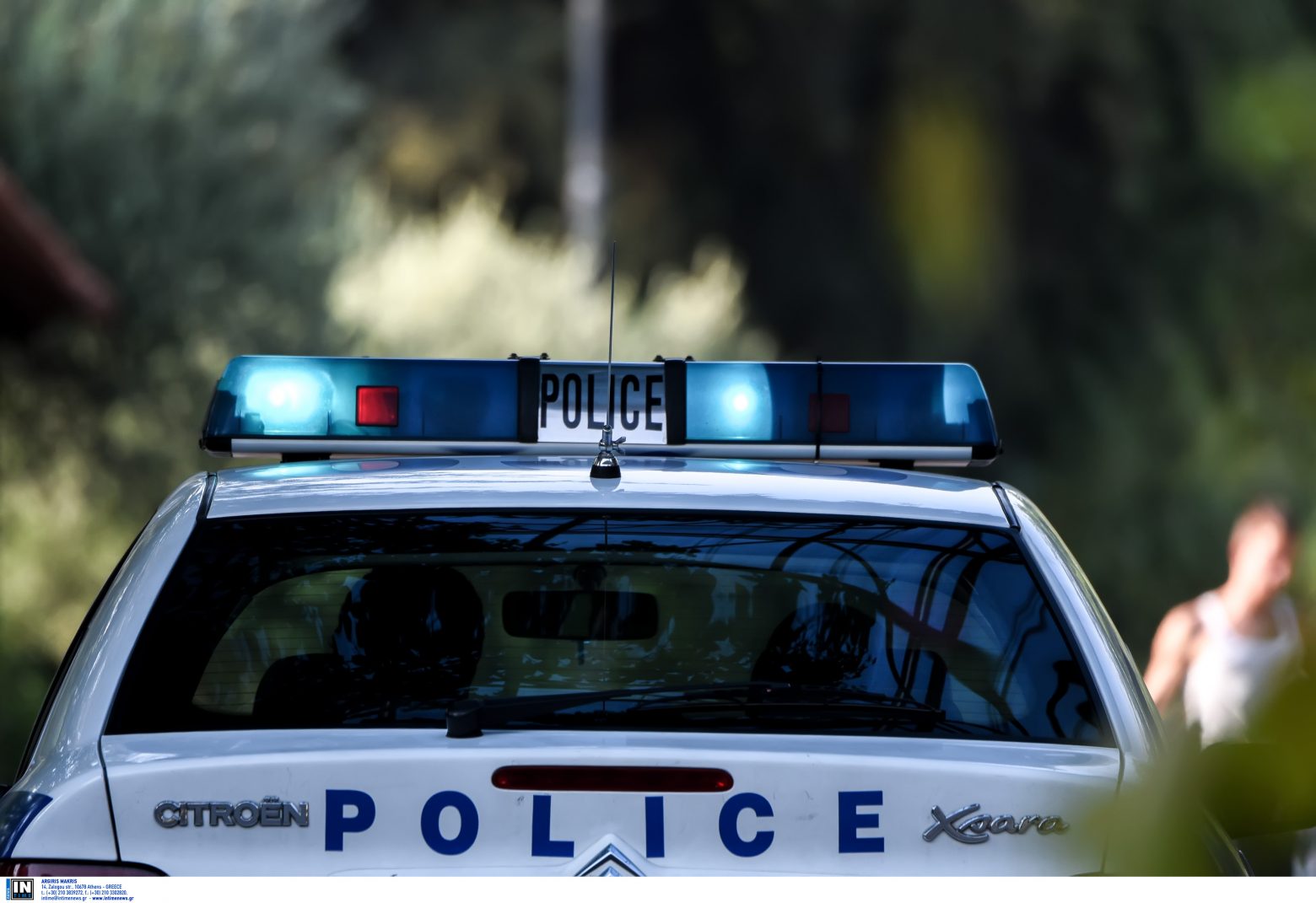 Άγρια συμπλοκή έξω από γήπεδο στον Πειραιά – Συνελήφθησαν τρία άτομα