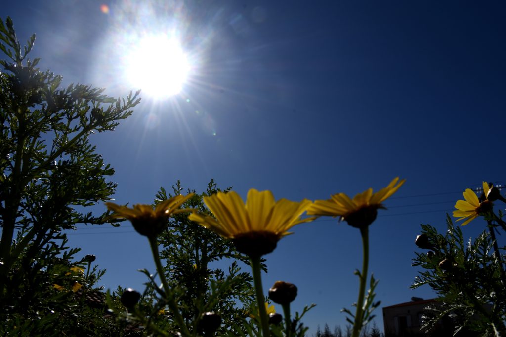 Αίθριος αύριο ο καιρός: Στους 25°C ο υδράργυρος – Η πρόγνωση της ΕΜΥ για όλη τη χώρα