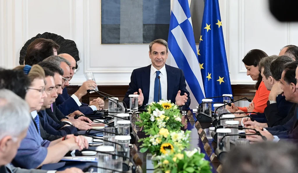 Aνακοινώνεται σήμερα ο νέος κατώτατος μισθός – Στις 11 το υπουργικό συμβούλιο