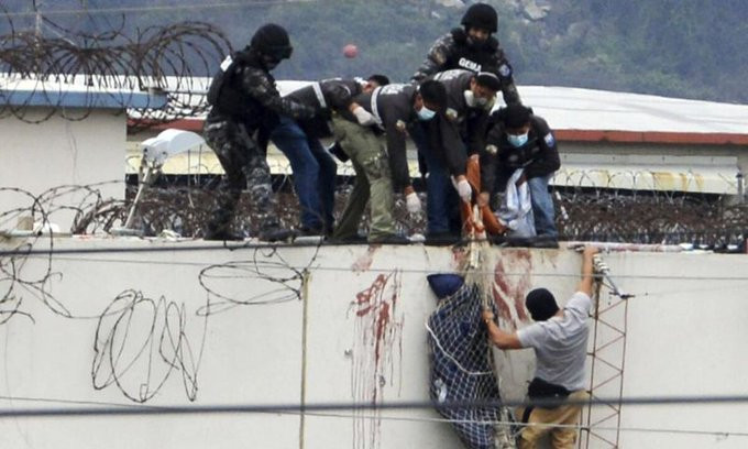 Ισημερινός: Ένας άνθρωπος σκοτώθηκε στην εξέγερση σε φυλακή της Γουαγιακίλ