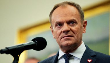 Ν.Τουσκ: «Βιώνουμε υβριδικό πόλεμο με τη Λευκορωσία»