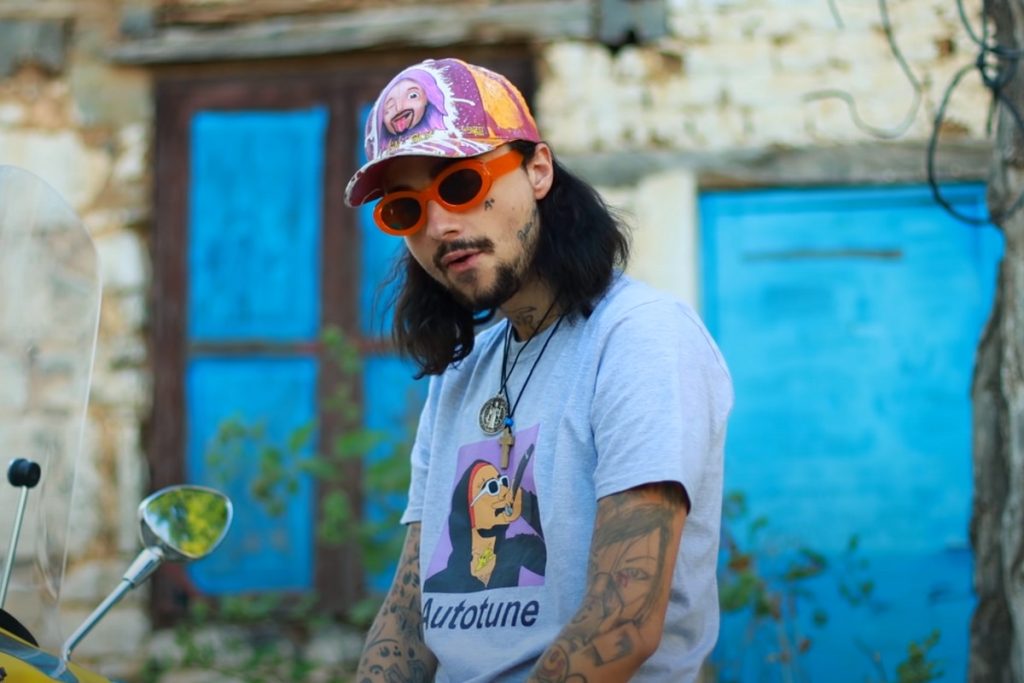 Sin Boy: «Δεν το ‘χω ξαναζήσει αυτό» λέει η αδερφή του μετά την επίθεση που δέχτηκε ο τράπερ (βίντεο)