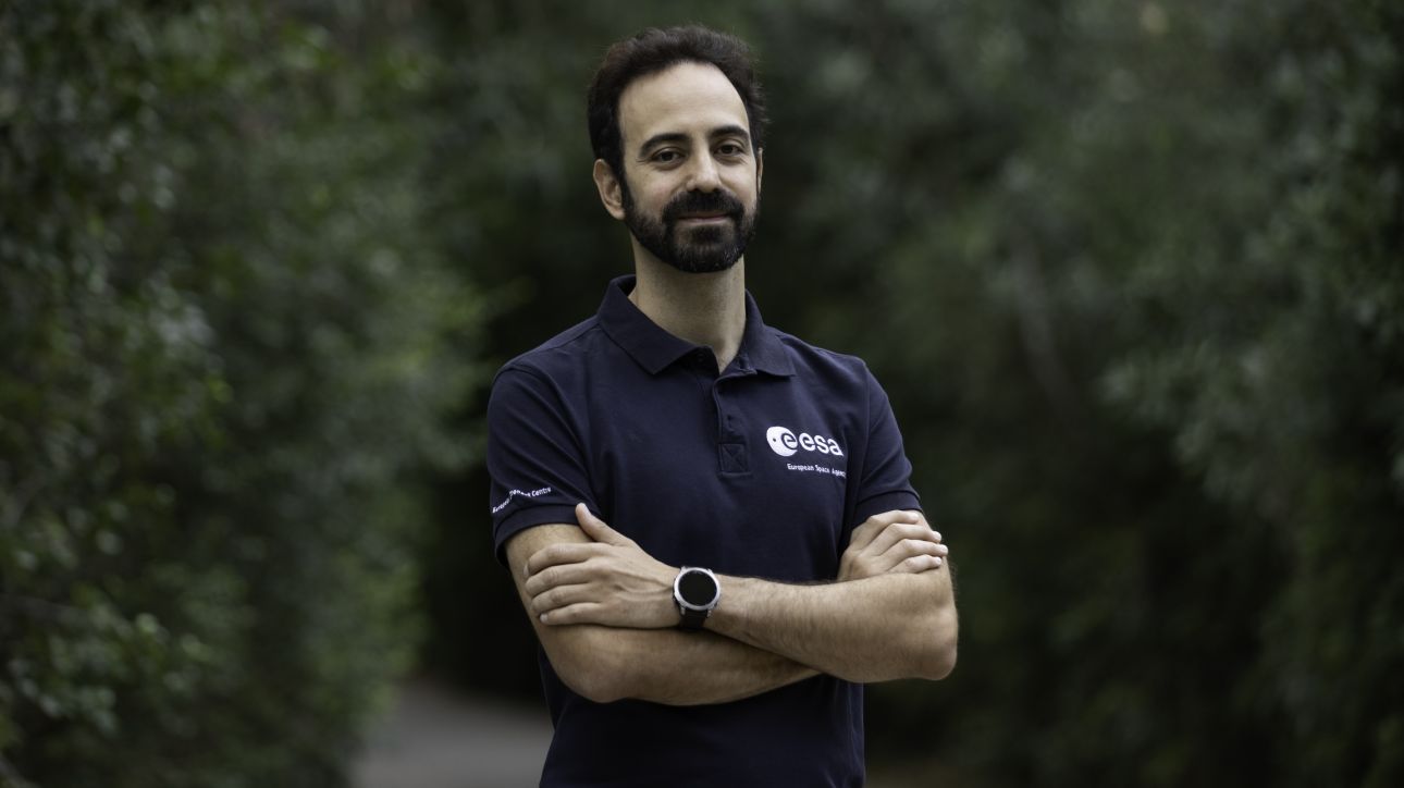 Αδριανός Γολέμης: Ο Λαρισαίος γιατρός που θα γίνει ο πρώτος Έλληνας αστροναύτης (βίντεο)