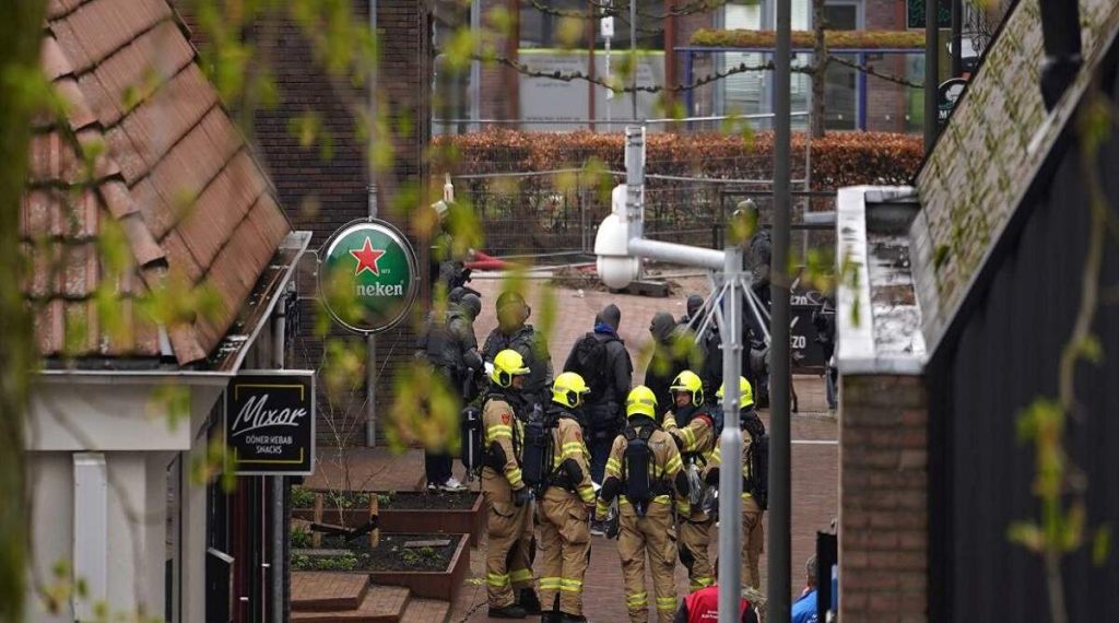 Ολλανδία: Μαρτυρία Ελληνίδας για την ομηρία σε καφέ – «Δεν ξέρεις τι σε περιμένει αύριο, τρομάζεις»