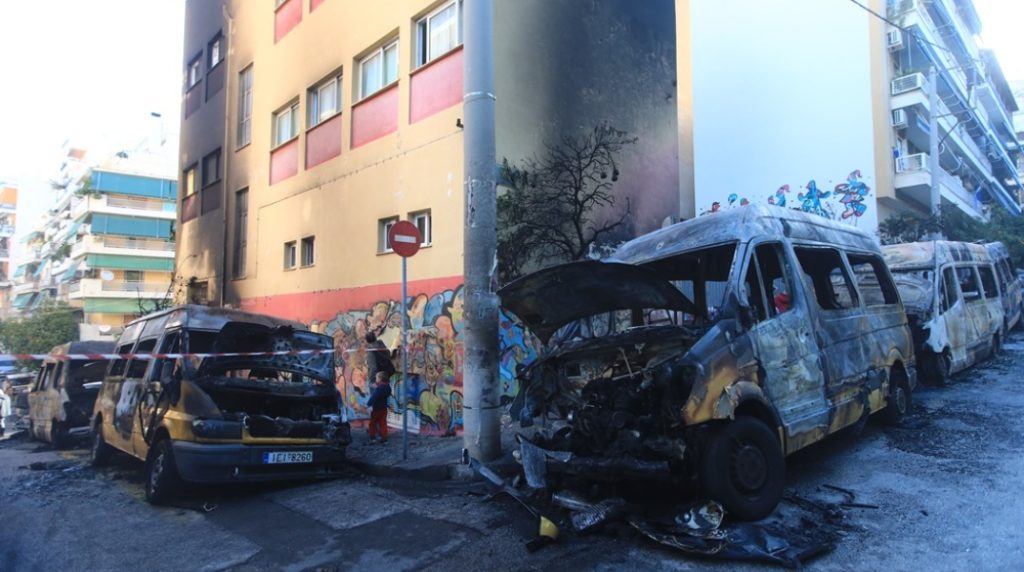 Ανάληψη ευθύνης… χωρίς υπογραφή για εμπρηστική επίθεση στου Ζωγράφου