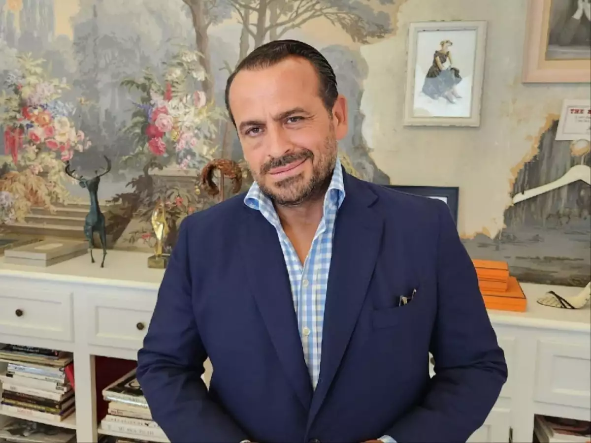 Β.Ζούλιας για την πυρκαγιά που ξέσπασε στο ατελιέ του – «Κάηκε δουλειά 15 ετών»