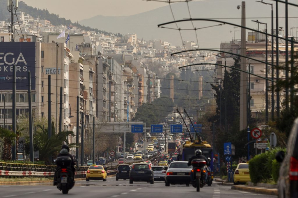 Καιρός: Σκόνη με ζέστη σε όλη τη χώρα – Αναλυτικά η πρόβλεψη