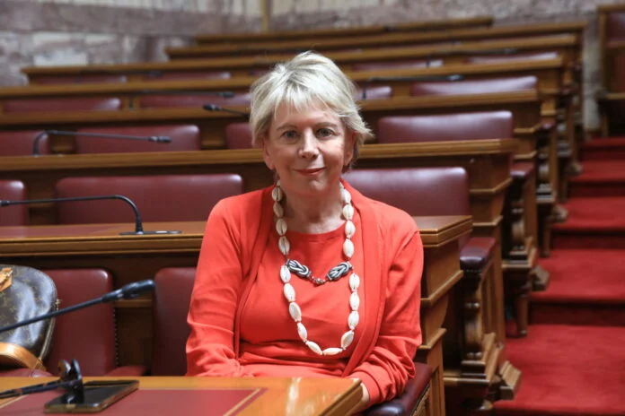 Δεν κάνει πίσω η Ε.Ακρίτα: «Δεν θα σας αφήσουμε σε χλωρό κλαρί»