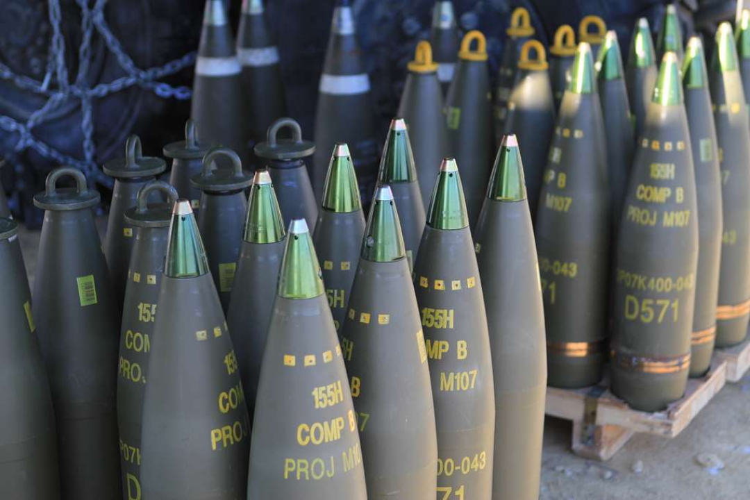 Νέα Δημοκρατία και ΠΑΣΟΚ ψήφισαν υπέρ της πώλησης των πυρομαχικών του ΕΣ στην Τσεχία (Ουκρανία)