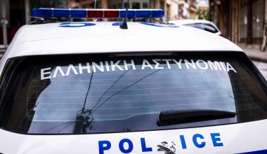 Θεσσαλονίκη: Ληστεία σε κατάστημα – Αλβανοί απείλησαν τον ιδιοκτήτη με χειροβομβίδα και πιστόλι