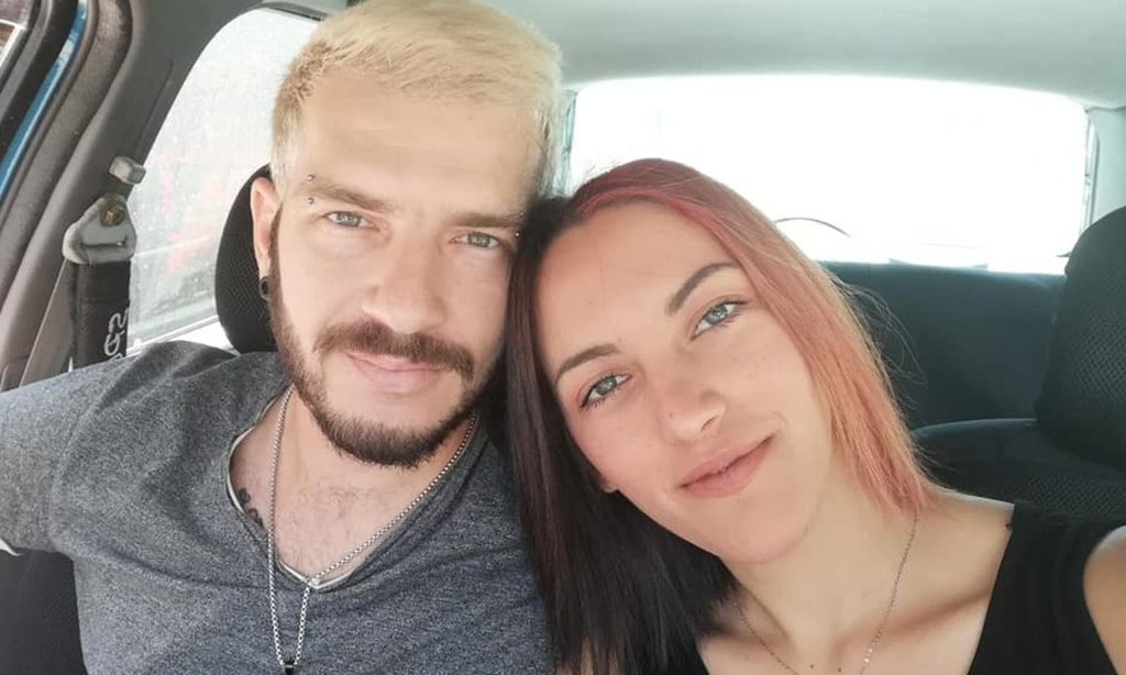 Άγιοι Ανάργυροι – Φαρμακοποιός: «Η 28χρονη έχασε όλο της το αίμα από τις μαχαιριές – Ξεψύχησε ακαριαία»